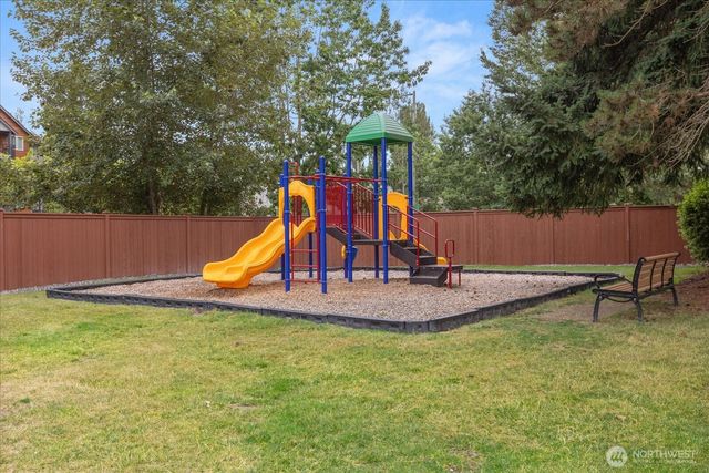 9003 158th Place NE, Redmond, WA 98052