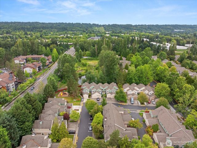 9003 158th Place NE, Redmond, WA 98052