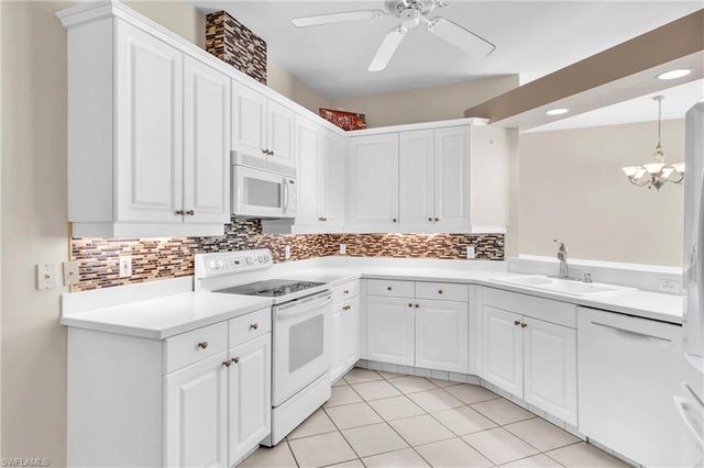 1610 Clermont DR # 104, Naples, FL 34109