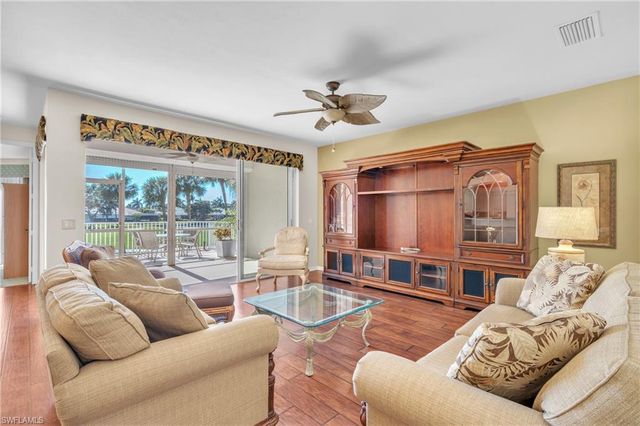 1610 Clermont DR # 104, Naples, FL 34109