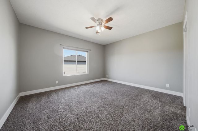 9515 Friedman Street, Lincoln, NE 68516