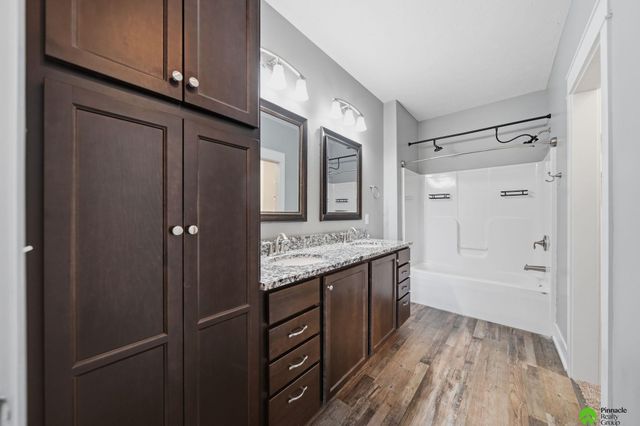 9515 Friedman Street, Lincoln, NE 68516