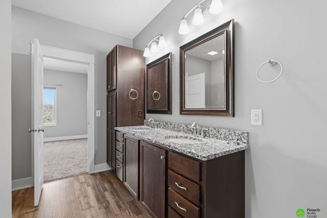 9515 Friedman Street, Lincoln, NE 68516