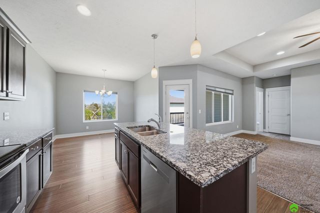 9515 Friedman Street, Lincoln, NE 68516