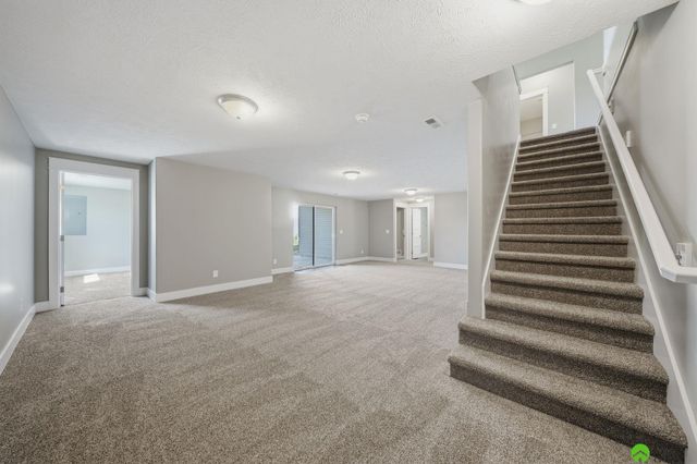 9515 Friedman Street, Lincoln, NE 68516