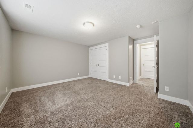 9515 Friedman Street, Lincoln, NE 68516