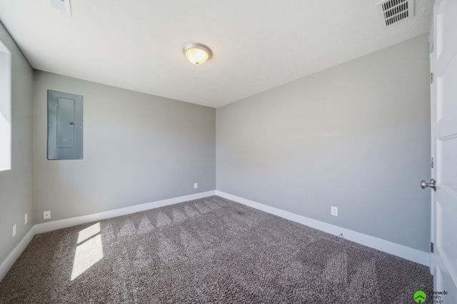 9515 Friedman Street, Lincoln, NE 68516