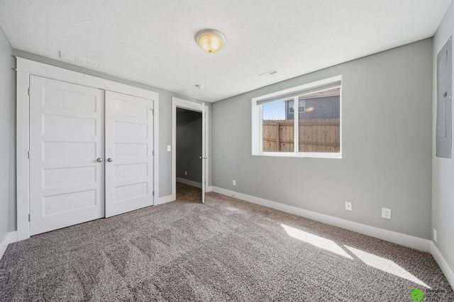 9515 Friedman Street, Lincoln, NE 68516