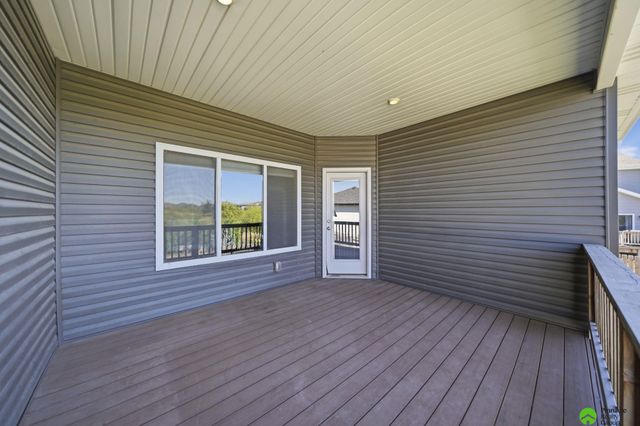 9515 Friedman Street, Lincoln, NE 68516