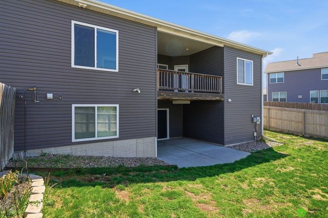 9515 Friedman Street, Lincoln, NE 68516