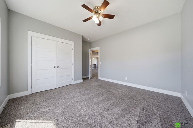 9515 Friedman Street, Lincoln, NE 68516