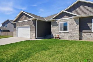 9515 Friedman Street, Lincoln, NE 68516