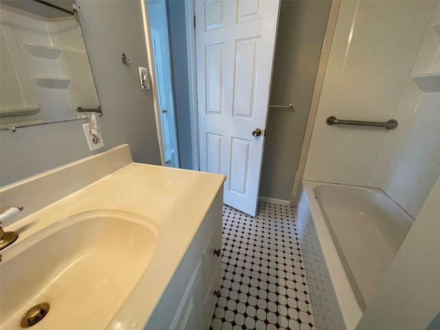 804 53RD AVENUE DRIVE W, Bradenton, FL 34207