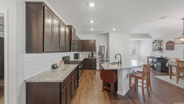 515 Diamond Shoals, Cibolo, TX 78108