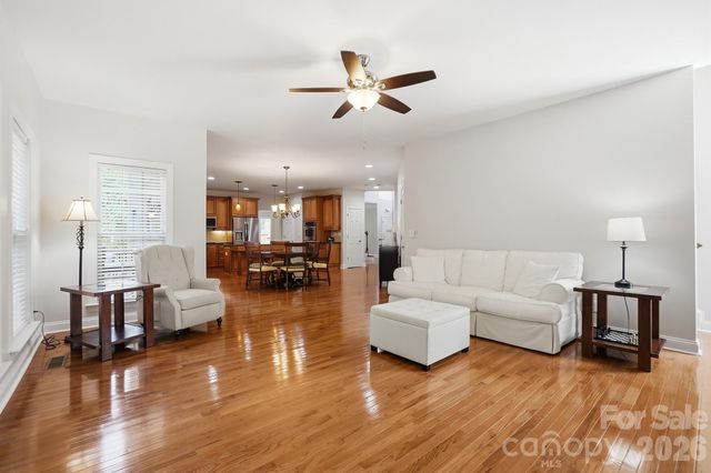 807 Crown Vista Court, Wesley Chapel, NC 28110