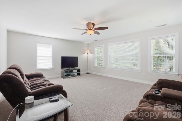 807 Crown Vista Court, Wesley Chapel, NC 28110