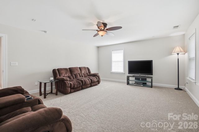 807 Crown Vista Court, Wesley Chapel, NC 28110