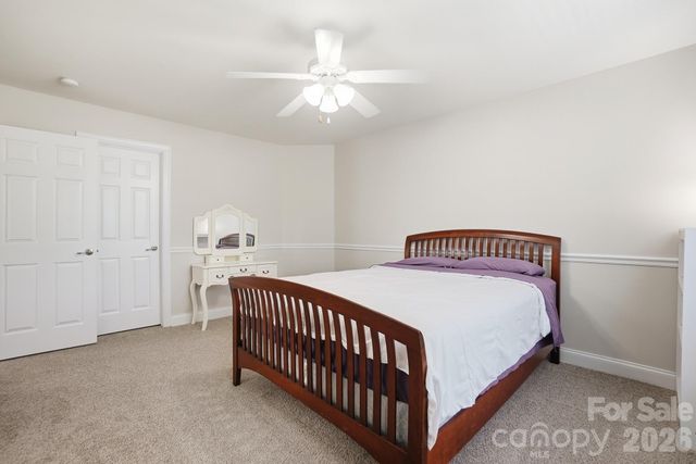 807 Crown Vista Court, Wesley Chapel, NC 28110