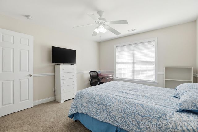 807 Crown Vista Court, Wesley Chapel, NC 28110