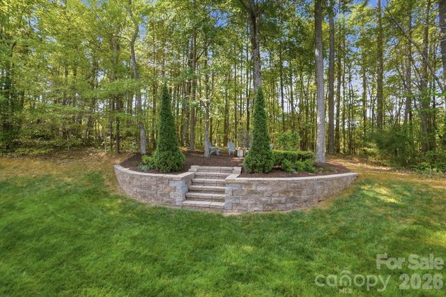 807 Crown Vista Court, Wesley Chapel, NC 28110