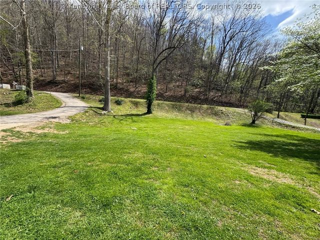 466 Elk River Road, Procious, WV 25164