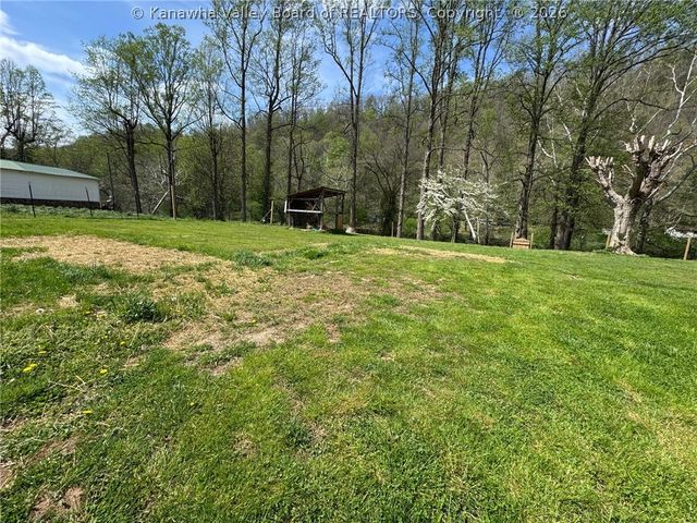 466 Elk River Road, Procious, WV 25164