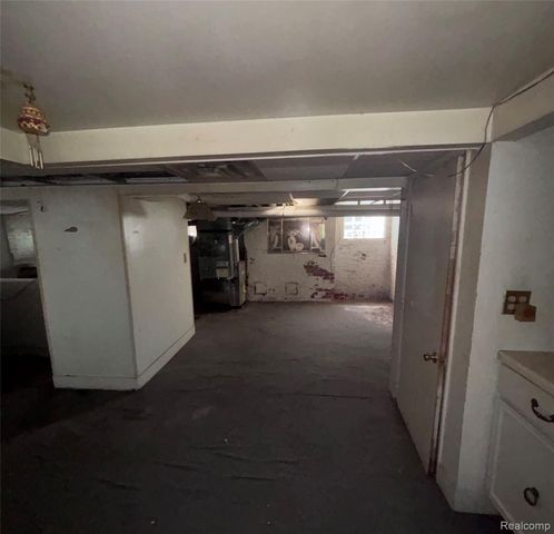 14150 Strathmoor Street, Detroit, MI 48227