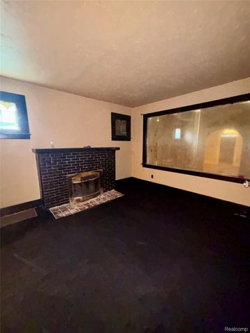 14150 Strathmoor Street, Detroit, MI 48227