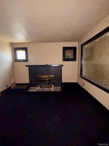 14150 Strathmoor Street, Detroit, MI 48227