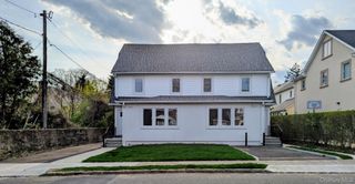 62 Forest Row, Great Neck, NY 11024