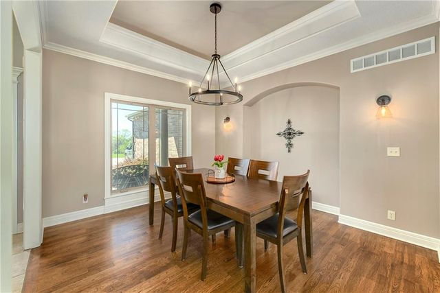 15006 Leavenworth Road, Basehor, KS 66007