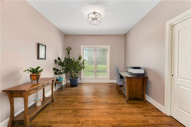 15006 Leavenworth Road, Basehor, KS 66007