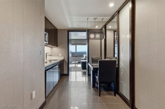 2600 West Harmon Avenue 10003, Las Vegas, NV 89158