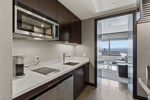 2600 West Harmon Avenue 10003, Las Vegas, NV 89158