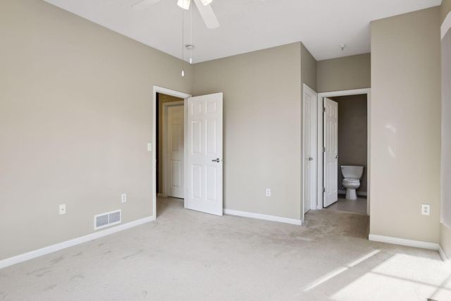 2566 Ellis Avenue 105, Saint Paul, MN 55114