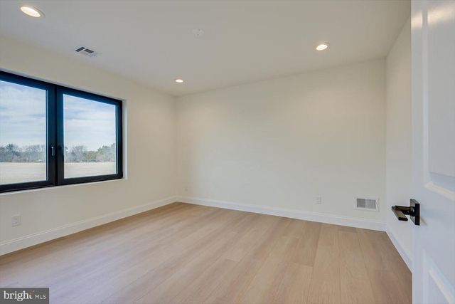 1530 OLD TRENTON RD, Princeton Junction, NJ 08550