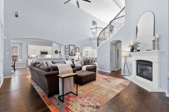 1709 E Branch Hollow Drive, Carrollton, TX 75007