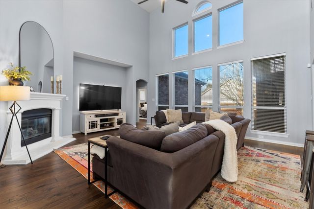 1709 E Branch Hollow Drive, Carrollton, TX 75007