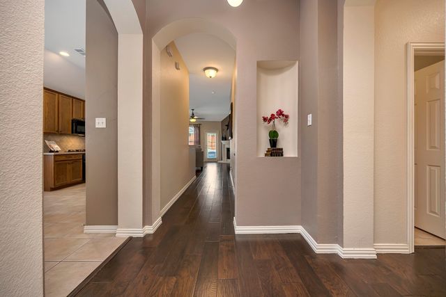 4985 Obrien Way, Fort Worth, TX 76244