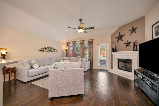 4985 Obrien Way, Fort Worth, TX 76244