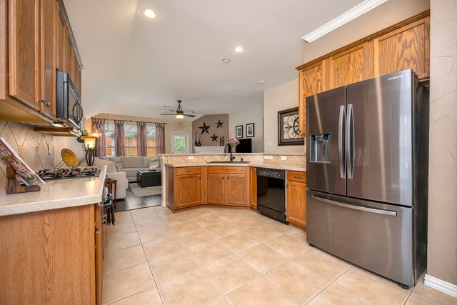4985 Obrien Way, Fort Worth, TX 76244