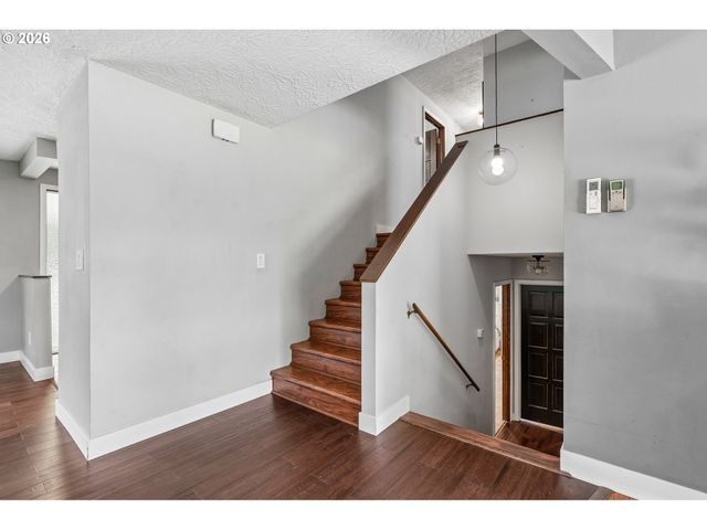 12110 Se MCGILLIVRAY Blvd, Vancouver, WA 98683