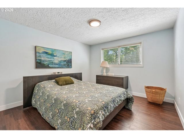 12110 Se MCGILLIVRAY Blvd, Vancouver, WA 98683