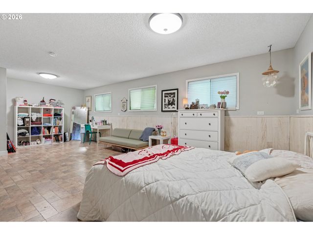 12110 Se MCGILLIVRAY Blvd, Vancouver, WA 98683