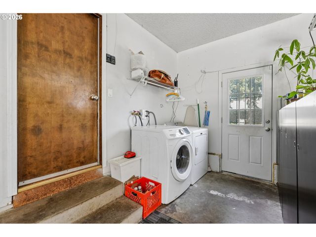 12110 Se MCGILLIVRAY Blvd, Vancouver, WA 98683