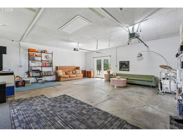 12110 Se MCGILLIVRAY Blvd, Vancouver, WA 98683