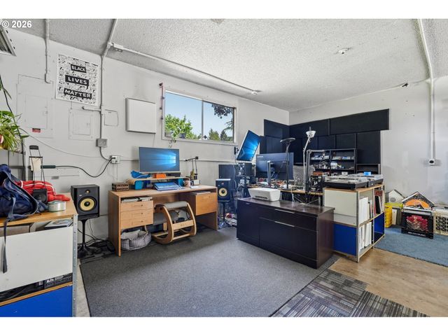 12110 Se MCGILLIVRAY Blvd, Vancouver, WA 98683