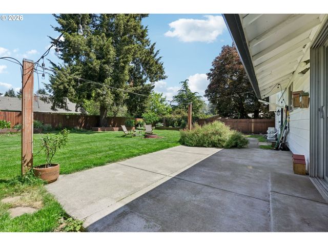 12110 Se MCGILLIVRAY Blvd, Vancouver, WA 98683