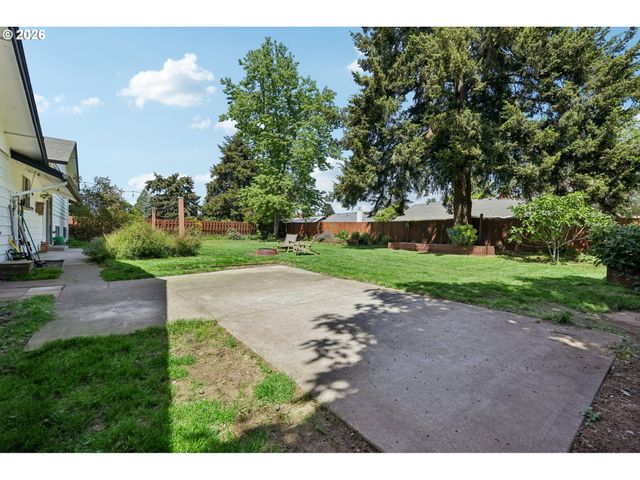 12110 Se MCGILLIVRAY Blvd, Vancouver, WA 98683