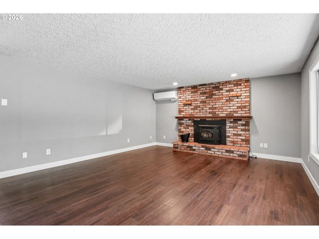 12110 Se MCGILLIVRAY Blvd, Vancouver, WA 98683